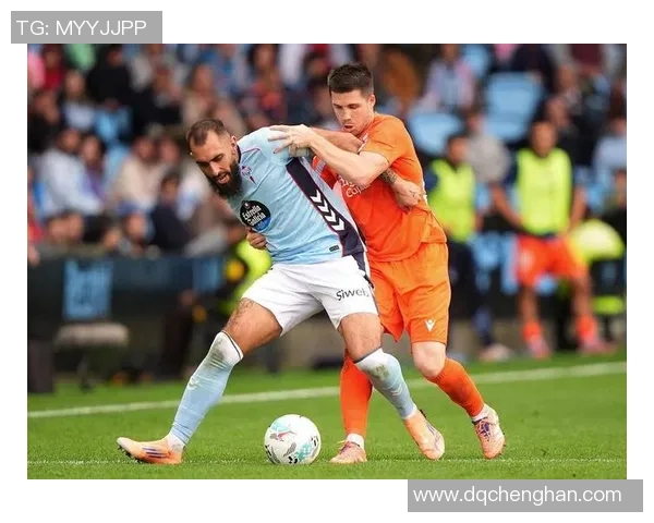 阿纳森与巴伦西亚的激烈对决揭示足球战术与团队合作的魅力