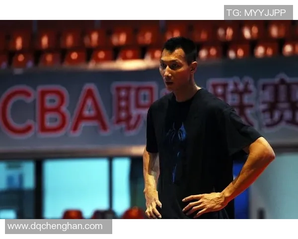 易建联：从篮球场上的传奇到生活中的榜样，探寻他的成长与坚持之路